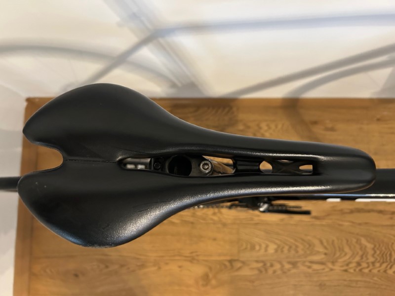 Look-785-Huez-RS-2020-M-06