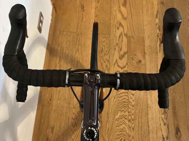 Look-785-Huez-RS-2020-M-09