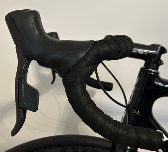 Look-785-Huez-RS-2020-M-12