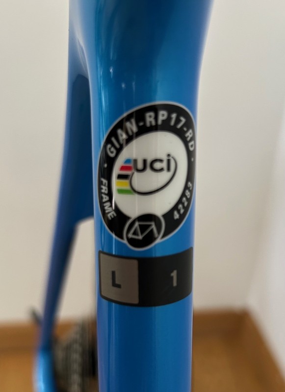 Giant-TCR-Advance-2020-L-11