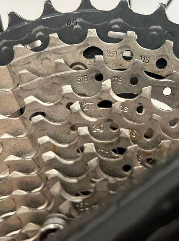 specialized-diverge-comp-carbon-06