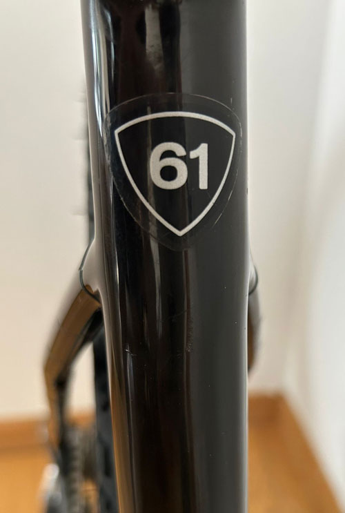 specialized-diverge-comp-carbon-09