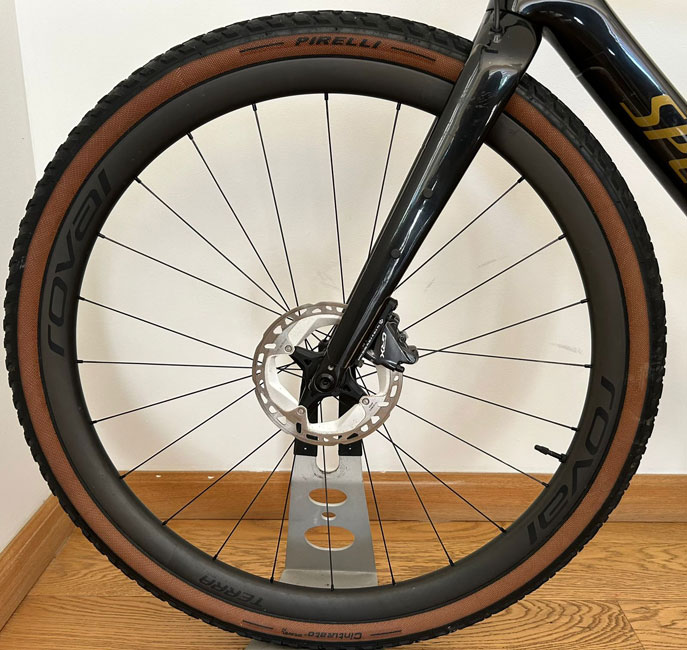 specialized-diverge-comp-carbon-19