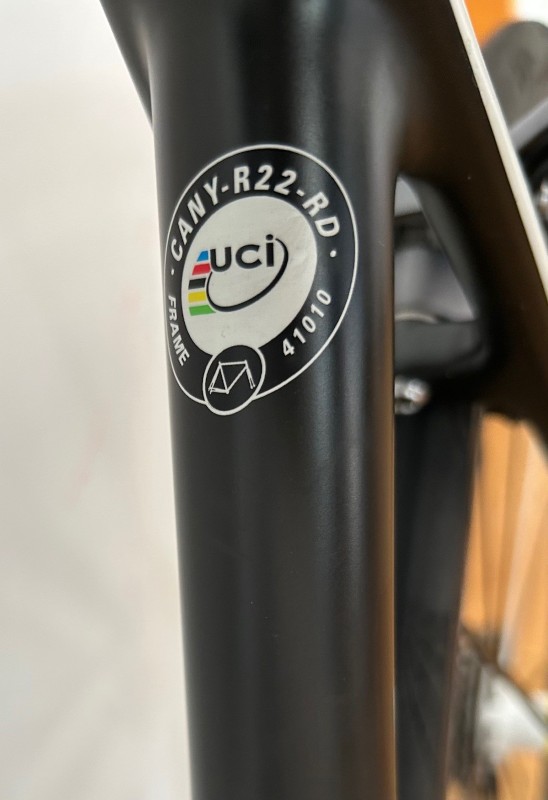 Canyon-Ultimate-CF-SL-F10-2016-S-18