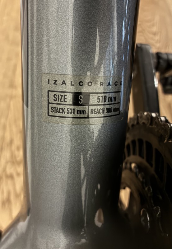 Focus-Izalco-Race-2018-S-10