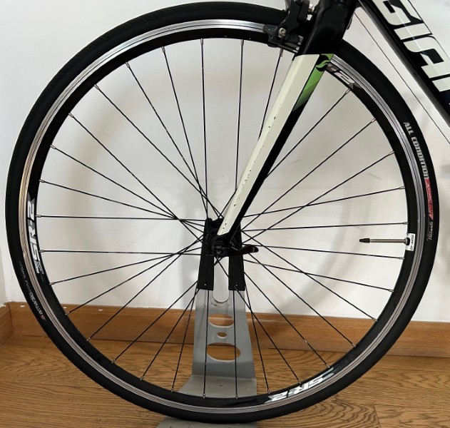 Giant-Defy-Aluxx-2014-S-12