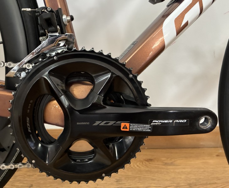 Giant-TCR-Advanced-Pro-2-2025-M-04