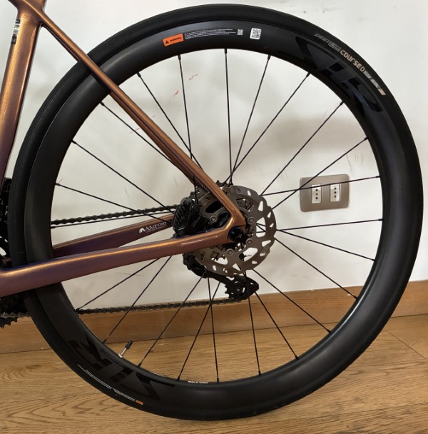 Giant-TCR-Advanced-Pro-2-2025-M-18