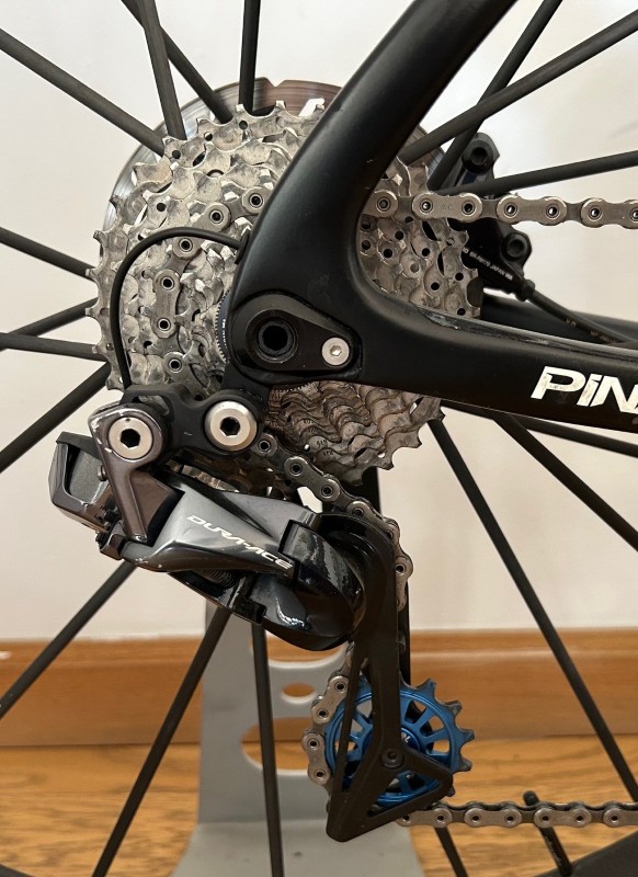 Pinarello-Dogma-F10-Disk-2020-S-05