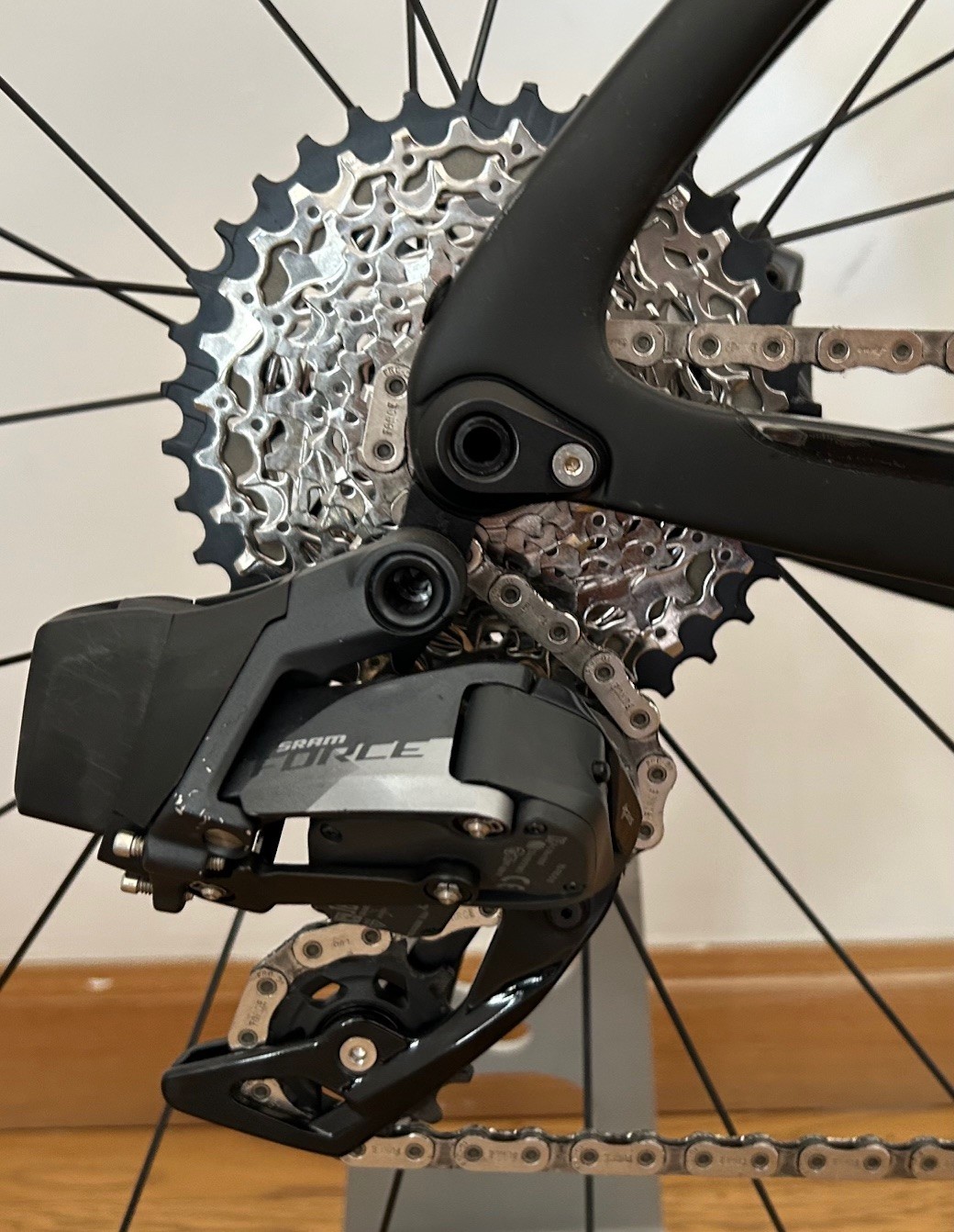 Pinarello-Dogma-F12-2021-54-05