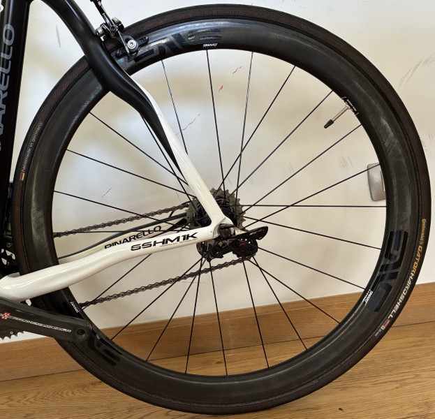 Pinarello-Dogma-65.1-Think-2-2017-56-17