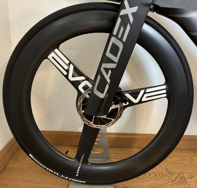 Cadex-TRI-2025-M-12