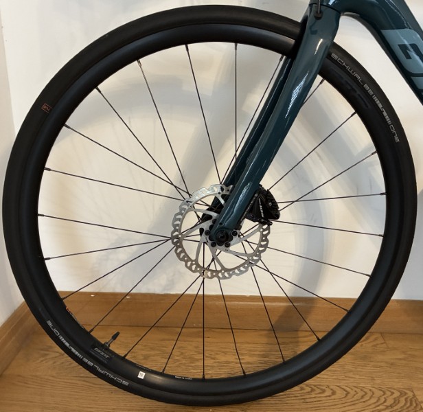 Giant-Defy-2-2022-M-17