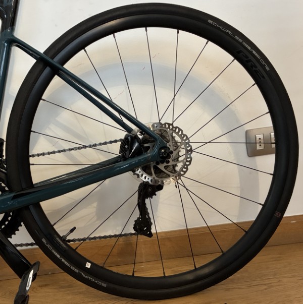 Giant-Defy-2-2022-M-18